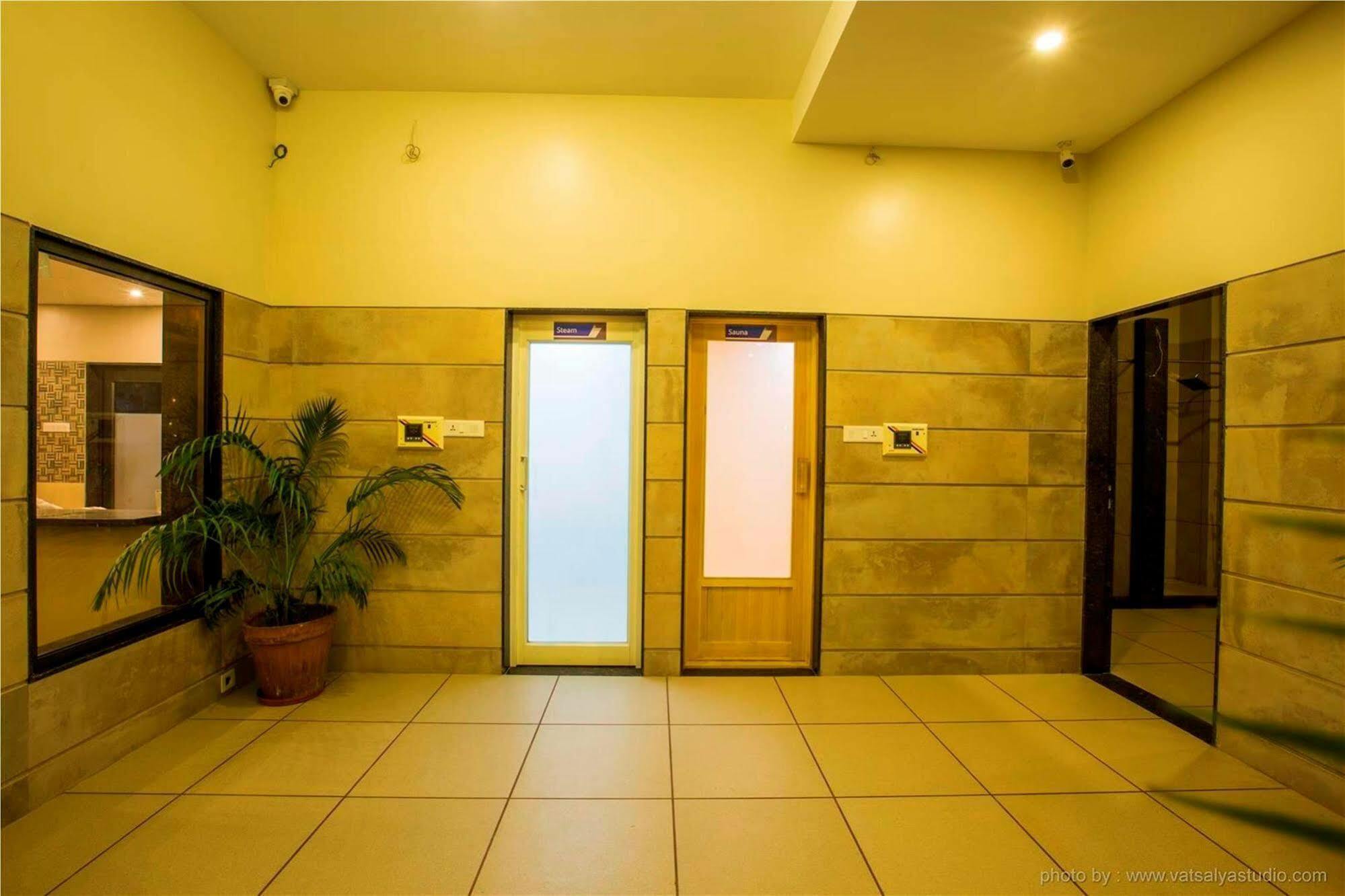 Vits Shalimar, Ankleshwar Ξενοδοχείο Εξωτερικό φωτογραφία